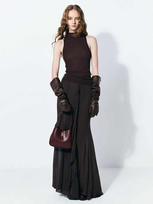 شنطة هوبو ميني أدالين بمشبك معدني وحزام, أحمر توتي فاخر, hi-res