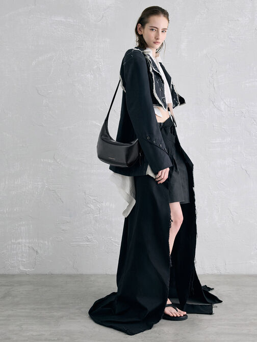 حقيبة هوبو براينا بتصميم مقوس, أسود كلاسيكي, hi-res