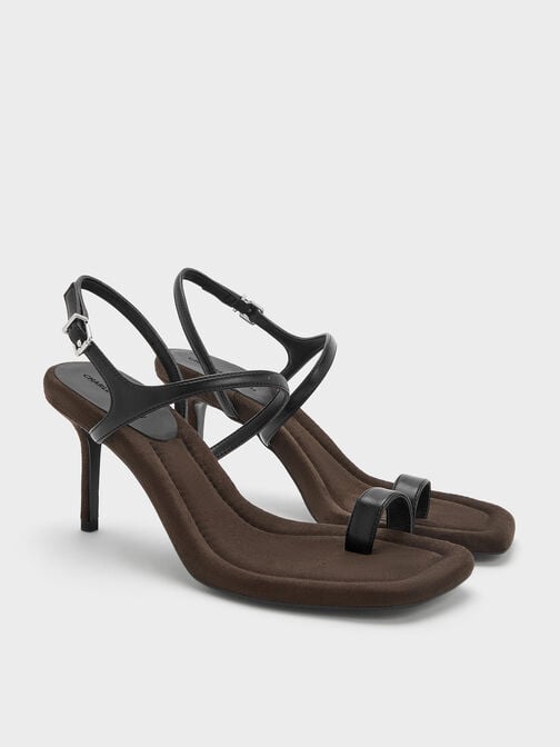 صندل بكعب عالٍ مدبب مع حلقة إصبع, أسود, hi-res