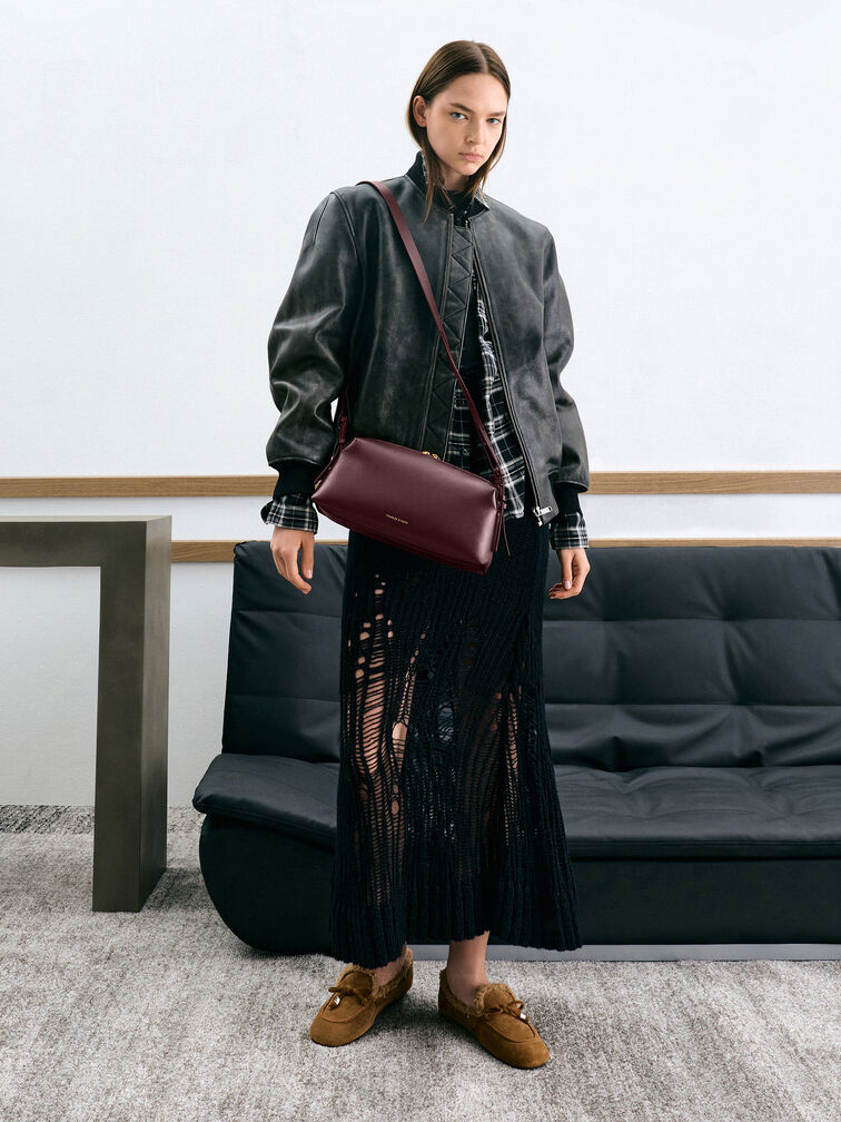 حقيبة كتف دينا بحزام مزدوج, أحمر توتي فاخر, hi-res